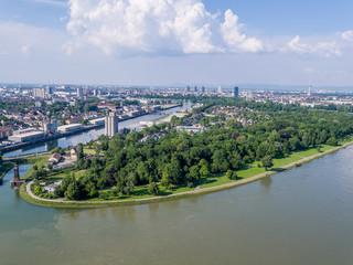 Parkinsel Ludwigshafen Lu-hafen Rheinland-Pfalz Rhein