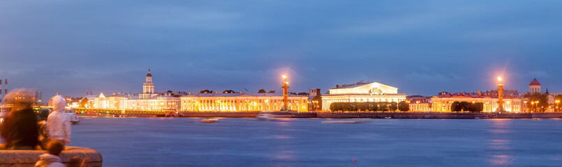 Fototapeta premium Menacing sky of the sunset over the spit Vasilyevsky island. Saint Petersburg
