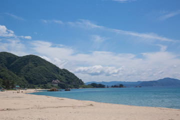 Fototapeta na wymiar 福井県若狭湾の水晶浜