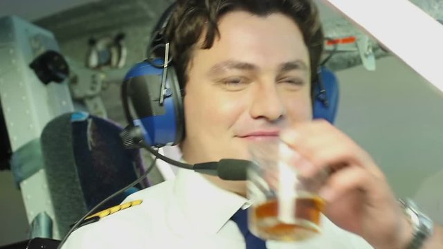 Irresponsible pilot drinking alcohol before flight, professional negligence