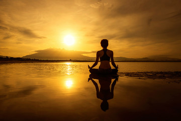 Woman Yoga - relax in nature
