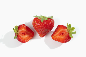 Erdbeeren auf weissem Untergrund
