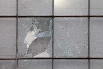 Zerbrochene Fensterscheibe