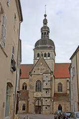 Fototapeta na wymiar Basilica Notre Dame, Gray