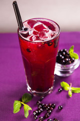 red currant cold tea