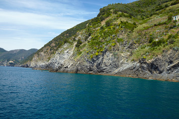 Obraz premium .Calm Mediterranean sea and coast of Italian's Cinque Terre National Park