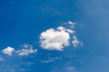 Fototapeta premium Sunny day with white clouds