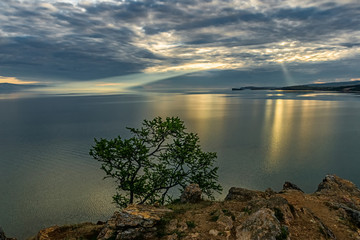 Fototapeta premium morning on the shore of Lake Baikal