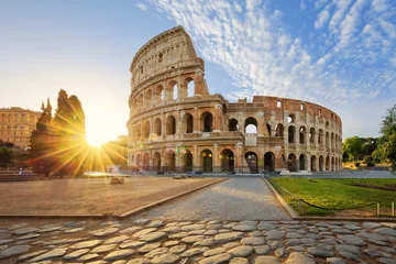 Fotobehang Rome Colosseum in Rome en ochtendzon, Italië