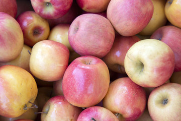 Red Apples Background