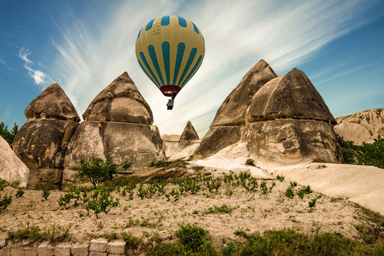 Hot air balloon, Goreme, Cappadocia, Turkey.