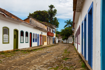 Fototapeta na wymiar streets of the historical town Paraty Brazil
