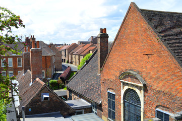 Obraz premium Houses in the city centre of York viewed from the surrounding city wall