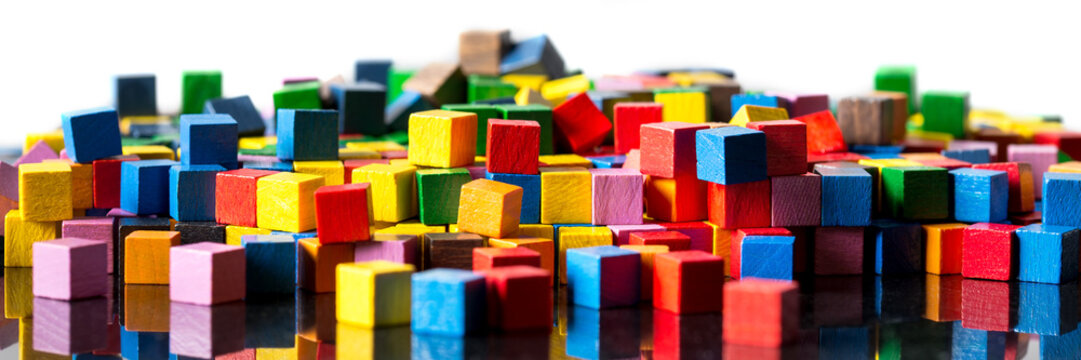 Panorama, viele bunte Kl&ouml;tze, Konzept Verschiedenartigkeit
