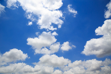 Fototapeta premium Blue sky with clouds background 