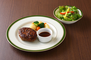 ハンバーグランチ