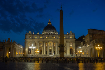 Ora blu in Piazza San Pietro