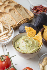 Guacamole with nachos