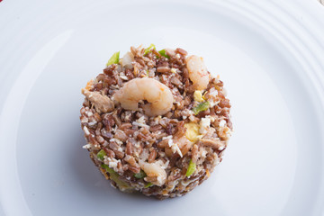 Sald of wild red rice