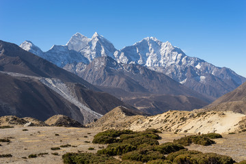 Fototapeta na wymiar Kangtega and Thamserku mountain landscape, Everest region