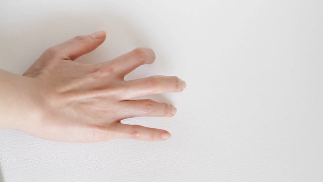 Creepy hand gesture 