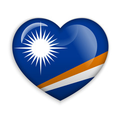 Obraz premium Love Marshall Islands. Flag Heart Glossy Button