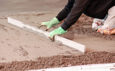 Concreting the floor of a house