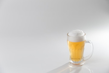 ビール・白バック