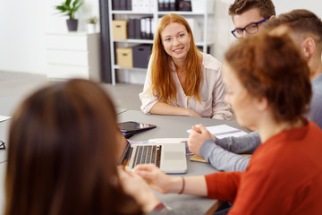 zusammenarbeit im büro