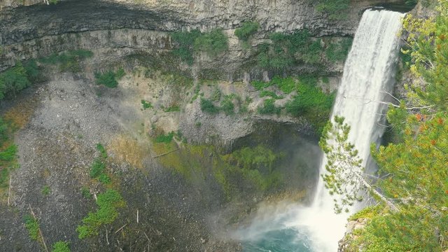 The spectacular 70 metre waterfall Brandywine Falls in Squamish, British Columbia, Canda viewpoint with marvelous views of Daisy Lake and the surrounding mountains