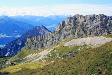 Fototapeta premium Blick auf Gebirgszug der Alpen (Rofangebirge)