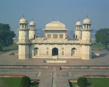Itmad Ud Daulah's Tomb, Agra