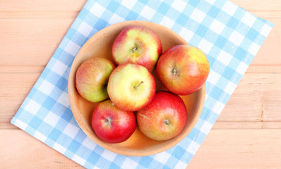 apples fresh table wooden background
