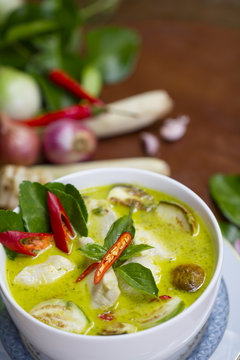 Thai Cooking: Green Curry
