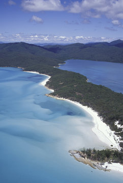 Australia, The Whitsundys, Queensland. Hill Inlet from the air; miles of white sand beaches