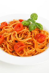 Spaghetti mit Tomaten