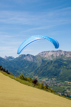 Envol en parapente en Haute-Savoie