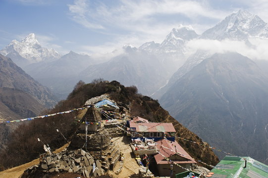 View of Ama Dablam, 6812m, Solu Khumbu Everest Region, Sagarmatha National Park, Himalayas, Nepal