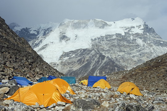 Tents at Island Peak Base Camp, Solu Khumbu Everest Region, Sagarmatha National Park, Himalayas, Nepal