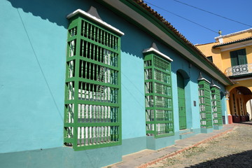Gedrechselte Fenstergitter in Trinidad