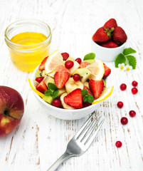 Salad with fresh fruits