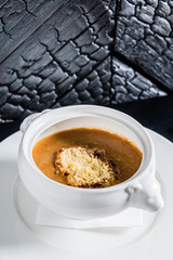 french onion gratin soup