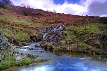 Obraz premium Waterfalls and the stream