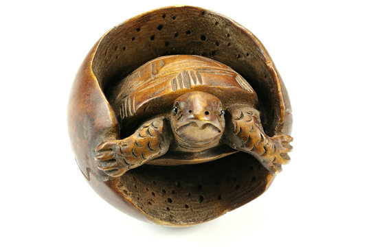 japanische Netsuke Schildkr&ouml;te aus Buxbaum