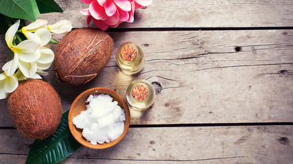 Fototapeta na wymiar Coconuts and coconut oil