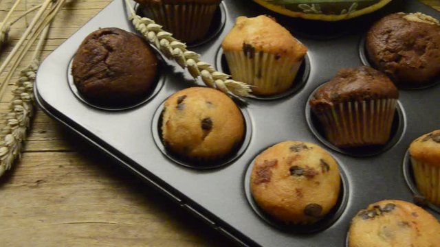 మఫిన్ ಮಫಿನ್ מאפין 머핀 Мъфин Queque Bocaire Muffin 玛芬 Mafino Мафін مافین Mustikkamuffinssi Muffini Muffins マフィン Маффин Mafin 美式鬆餅 Plum cake