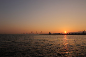 Fototapeta na wymiar sunset of Osaka-Bay : Oska Japan