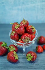 ripe, sweet strawberries - fruit diet

