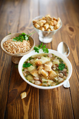 pea soup with croutons