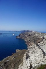 Fototapeta na wymiar View of Santorini, caldera and the Aegean Sea from Pyrgos Villag